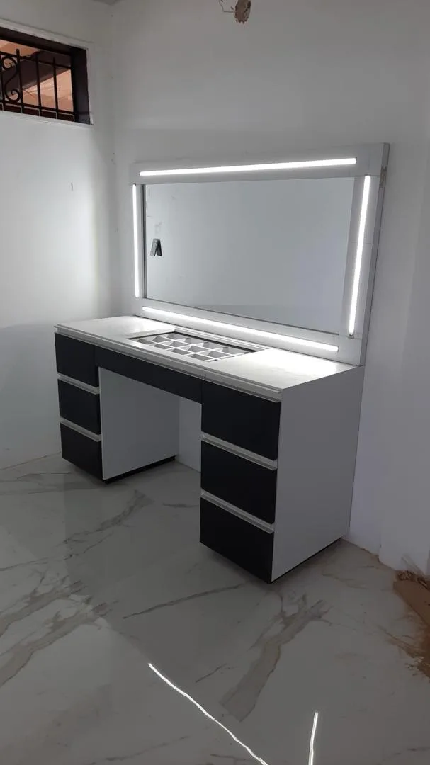 Dormitorio diseño a medida Altos Mirandinos